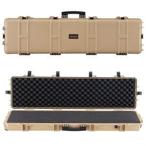 Hard riflekoffert, låsbar riflekoffert med forhåndskuttet skum, 138 cm flyttbar våpenoppbevaring med hjul, IP67 vanntett og støvtett pistoloppbevaring for rifle, hagle, airsoftvåpen, khaki